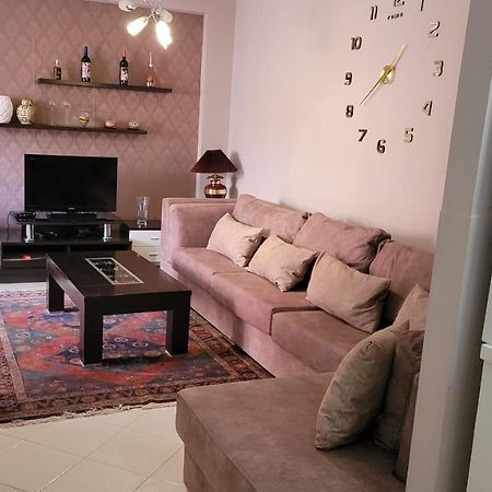 Charming Apartment Lushnjë Eksteriør billede