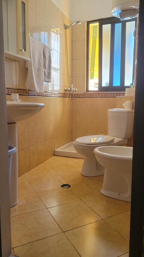 Charming Apartment Lushnjë Eksteriør billede